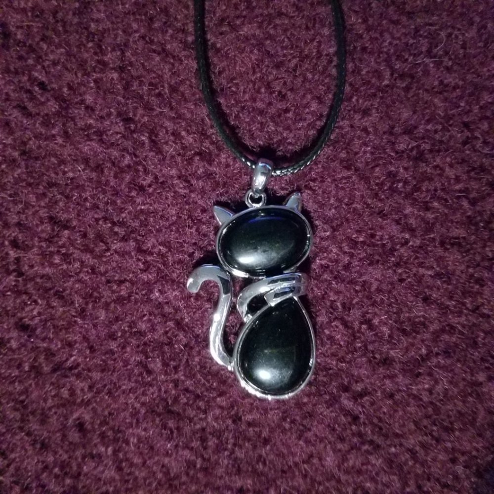 COPY - NWOT, black agate gemstone cat pendant, silver plate, artisan, unisex